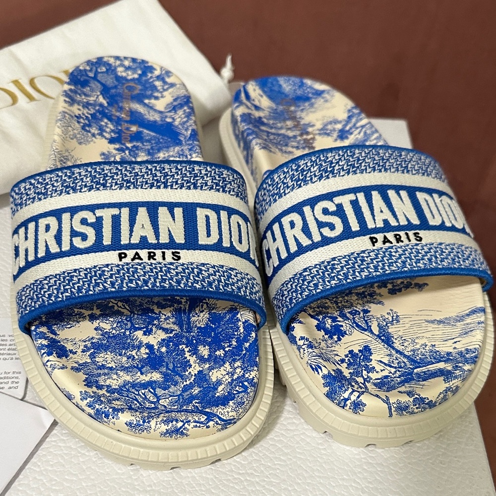 NWT Christian Dior Blue and White Slides - Picture 3 of 7